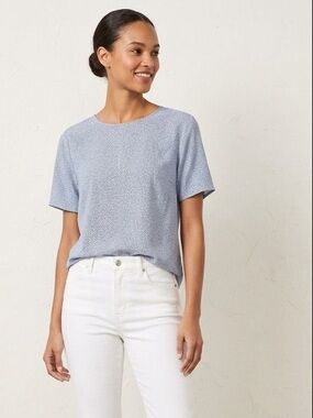 Ann Taylor Light Blue & Black Dotted Short Sleeve Blouse Size M summer crew neck